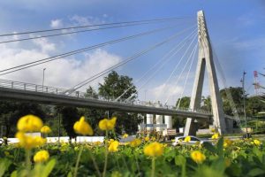 La belleza arquitectónica de cinco puentes de Santander